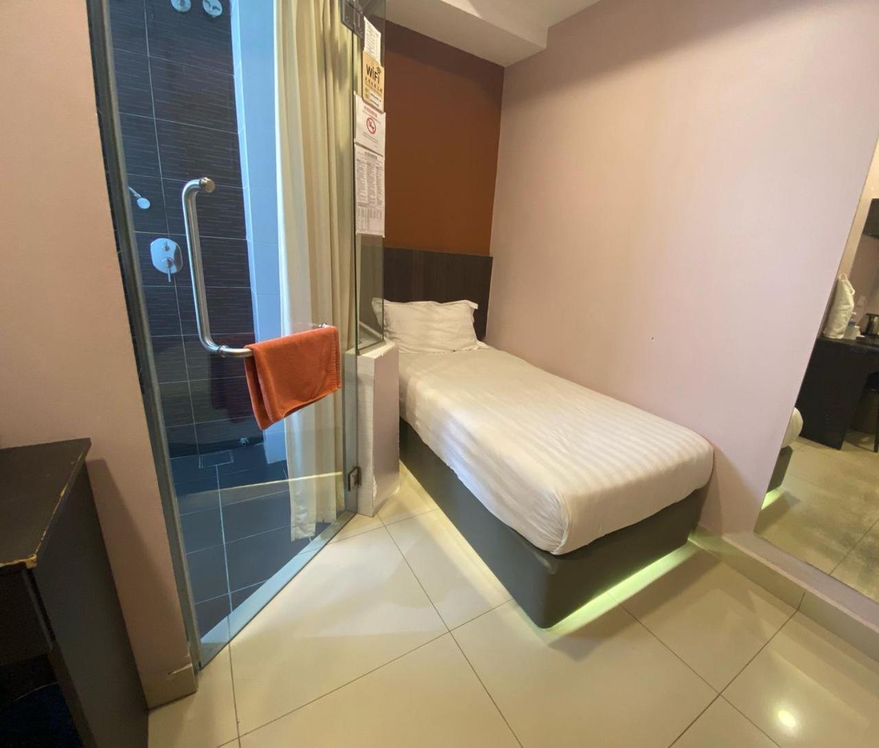Hotel Vevo Puchong Malaysia Exterior foto