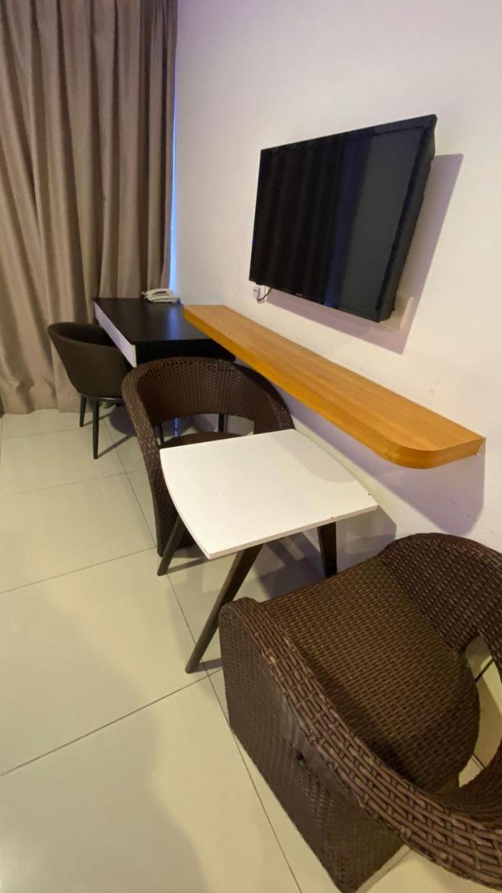 Hotel Vevo Puchong Malaysia Exterior foto